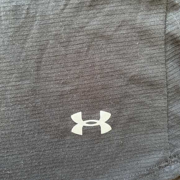 Under armour tank top - Picture 2 of 5